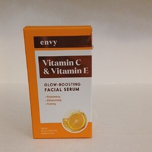 Vitamin C & Vitamin E Glow-Boosting Facial Serum